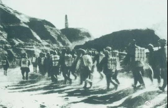 1947年3月19日，西北野戰(zhàn)軍撤離延安，進(jìn)行戰(zhàn)略轉(zhuǎn)移。